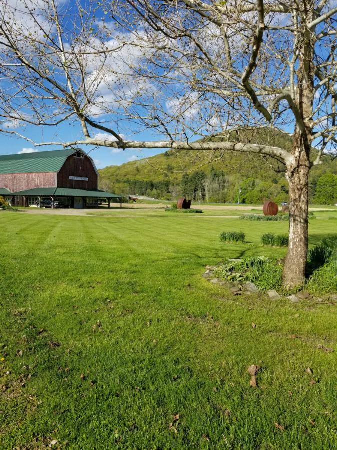The Inn At White Hollow Farm Salisbury Exterior foto